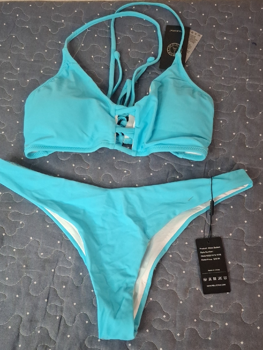 RELLECIGA Women’s Aqua Blue Strappy Bikini Set size medium NWT